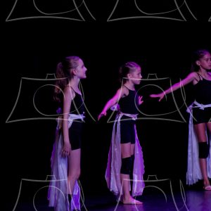 2-16-BILLY ELLIOT13 Product