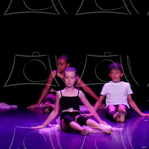 2-16-BILLY ELLIOT41 Product
